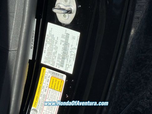 Used 2025 Ford Mustang Premium RWD image 21