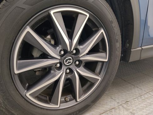 Used 2018 MAZDA CX-5 Touring w/ Preferred Equipment Package FWD image 31