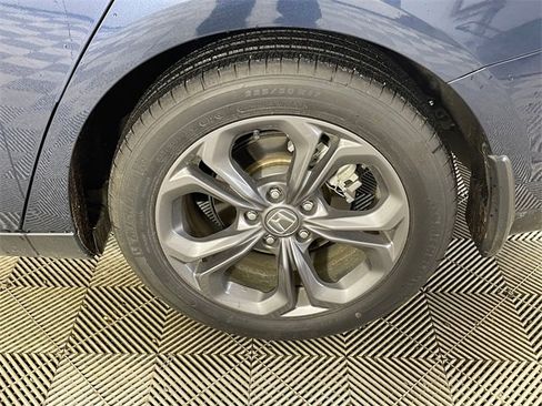 Certified 2024 Honda Accord EX image 20