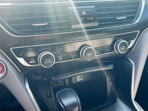Used 2018 Honda Accord EX-L image 15