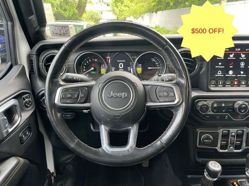 Used 2021 Jeep Wrangler Unlimited Sahara AWD/4WD image 14
