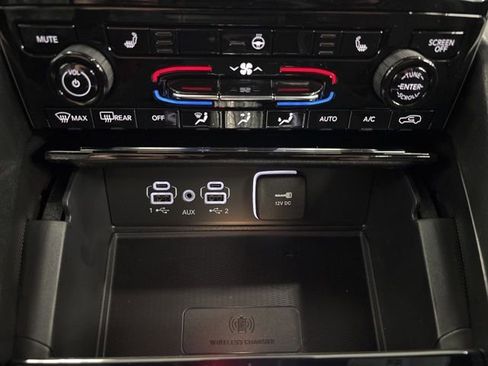 New 2025 Jeep Grand Cherokee Altitude image 47