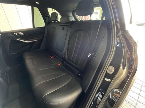 Used 2022 BMW X5 xDrive45e AWD/4WD image 14