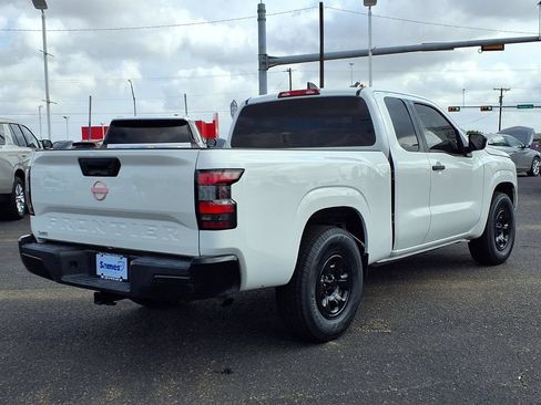 Used 2022 Nissan Frontier S RWD image 7