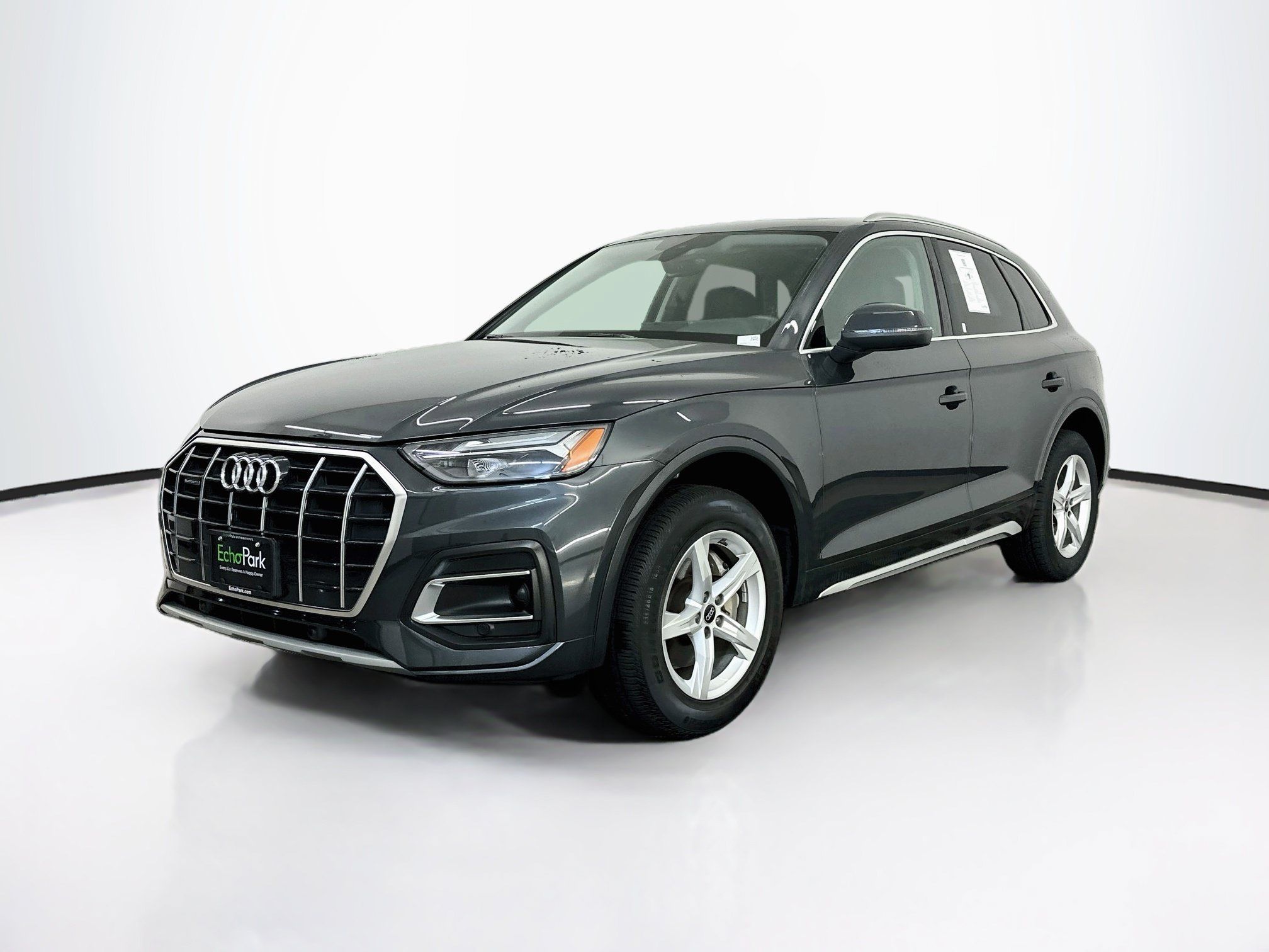 Used 2023 Audi Q5 2.0T Premium w/ Convenience Package AWD/4WD image 3