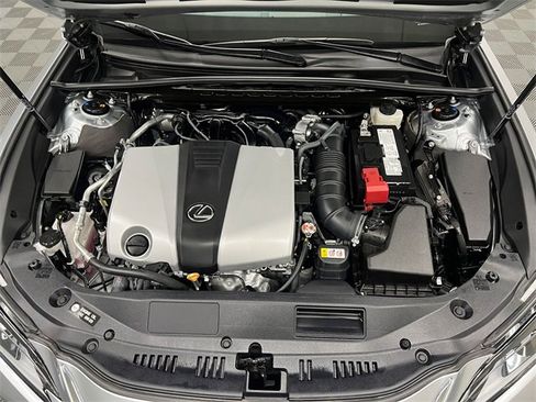 Certified 2025 Lexus ES 350 w/ Premium Package image 24