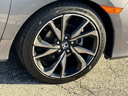 Used 2020 Honda Civic Sport image 5