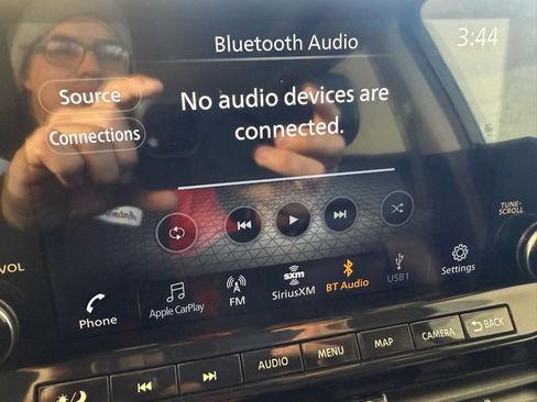 Used 2022 Nissan Pathfinder SL w/ SL Premium Package image 39