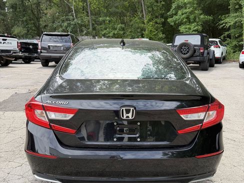 Used 2019 Honda Accord LX image 6