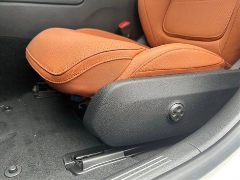 New 2026 Mercedes-Benz C 300 Sedan image 4