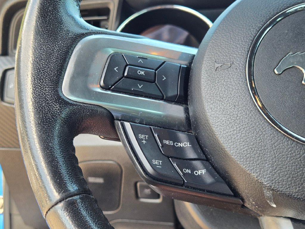 Used 2017 Ford Mustang Coupe RWD image 18