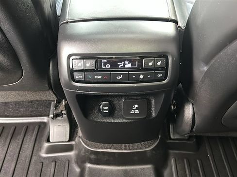 Used 2021 Hyundai Palisade Limited AWD/4WD image 32