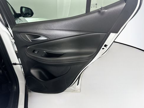 Used 2025 Buick Encore GX Preferred image 28