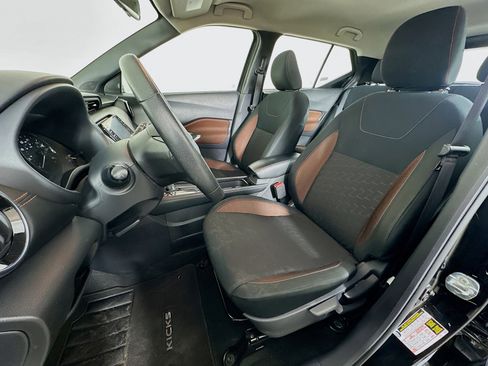 Used 2024 Nissan Kicks SR image 13