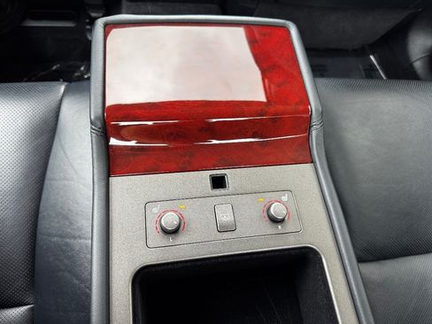 Used 2007 Lexus LS 460 RWD image 29