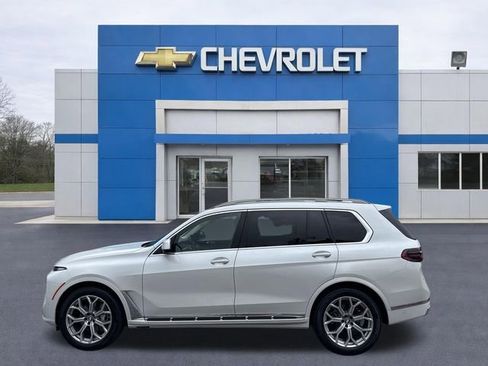 Used 2026 BMW X7 xDrive40i AWD/4WD image 4