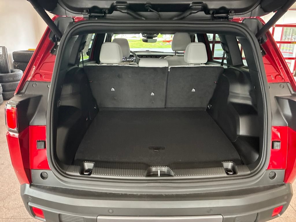 New 2026 Jeep Cherokee Limited AWD/4WD image 17