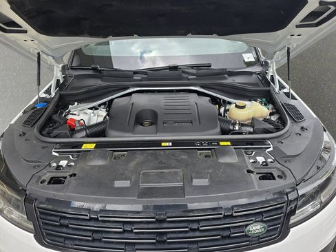 Certified 2024 Land Rover Range Rover Sport Dynamic SE AWD/4WD image 32