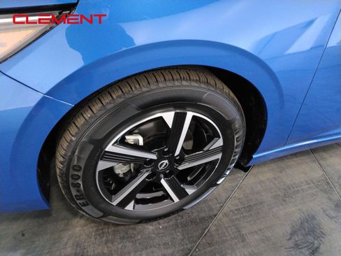 Used 2025 Nissan Sentra SV FWD image 42