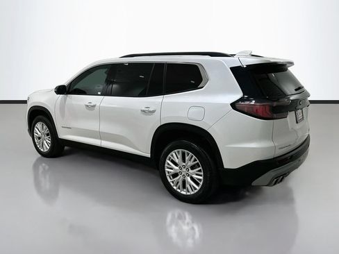Used 2024 GMC Acadia Elevation w/ Luxury Package FWD image 5