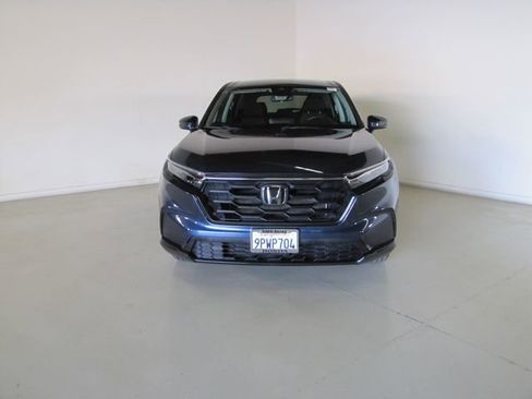 Certified 2025 Honda CR-V LX image 2