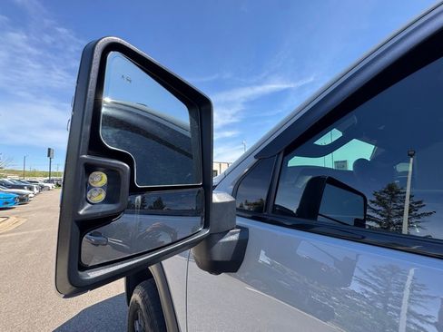Used 2024 GMC Sierra 2500 AT4 w/ AT4 Premium Plus Package AWD/4WD image 18