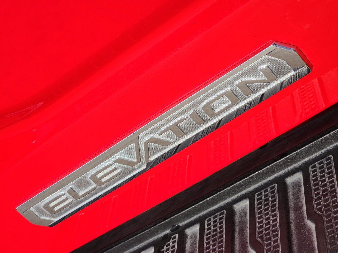 Used 2026 GMC Sierra 1500 Elevation RWD image 10