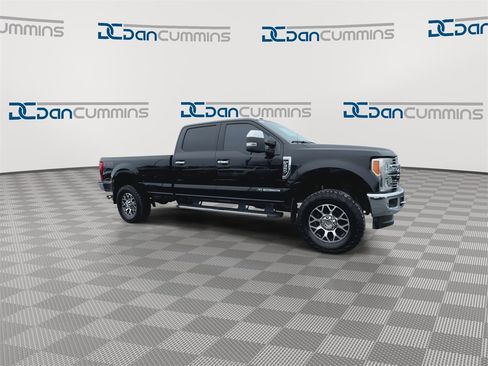 Used 2017 Ford F350 Lariat w/ Lariat Ultimate Package image 2