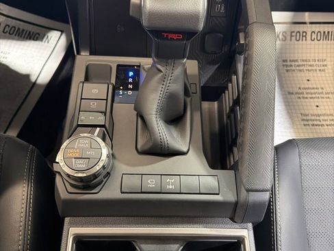 Used 2026 Toyota 4Runner TRD Off-Road Premium AWD/4WD image 33