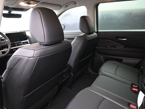 New 2026 Nissan Pathfinder SL w/ Cargo Package image 23