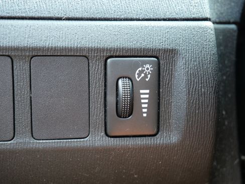 Used 2006 Toyota Prius FWD image 25