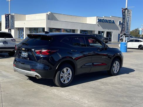 Used 2021 Chevrolet Blazer LT image 4