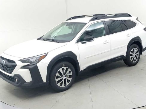 New 2025 Subaru Outback Premium image 4