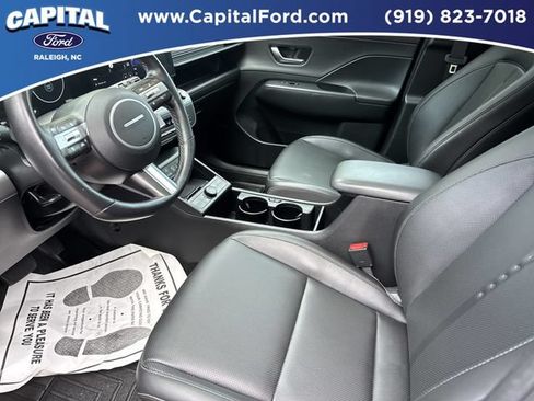Used 2024 Hyundai Kona Limited FWD image 19