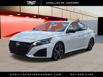 Used 2024 Nissan Altima 2.5 SR