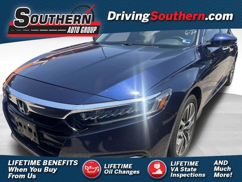Used 2020 Honda Accord Touring image 1