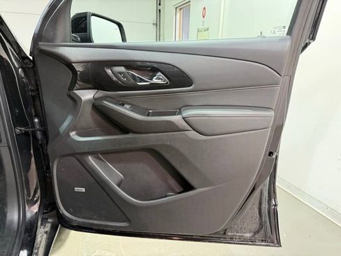 Certified 2022 Chevrolet Traverse RS image 28