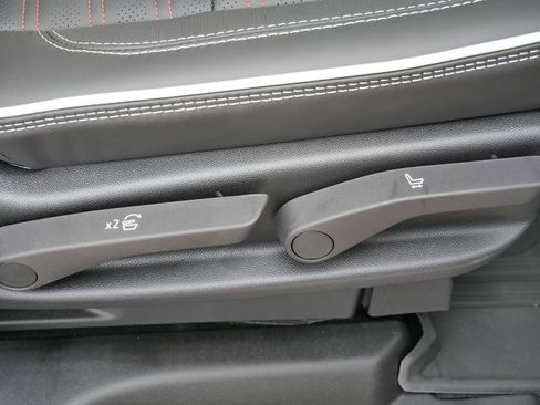 New 2026 GMC Yukon AT4 Ultimate image 28