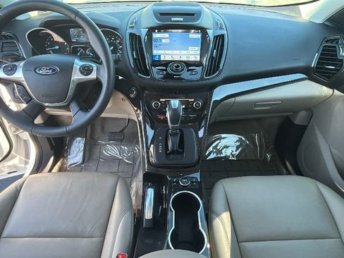 Used 2016 Ford Escape Titanium w/ Equipment Group 301A AWD/4WD image 26