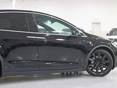 Used 2020 Tesla Model X AWD/4WD image 11