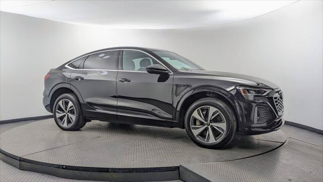 Used 2024 Audi Q8 e-tron Premium Plus w/ Premium Plus Package AWD/4WD image 11
