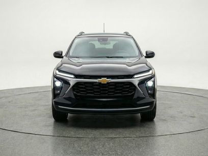 Used 2025 Chevrolet Trax LT w/ LT Convenience Package