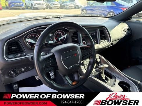 Used 2022 Dodge Challenger R/T RWD image 11