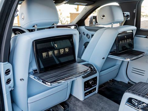 Certified 2026 Rolls-Royce Ghost Extended Wheelbase AWD/4WD image 27