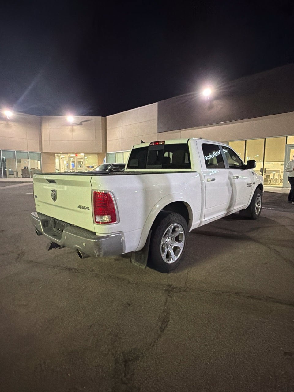 Used 2015 RAM 1500 Laramie w/ Convenience Group AWD/4WD image 11