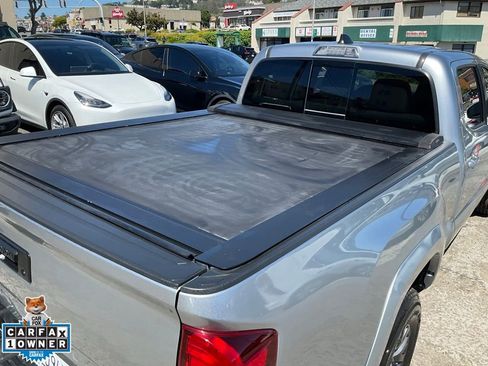 Used 2023 Toyota Tacoma SR5 RWD image 77
