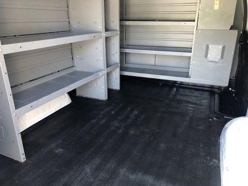 Used 2018 Chevrolet Express 2500 w/ Driver Convenience Package image 19