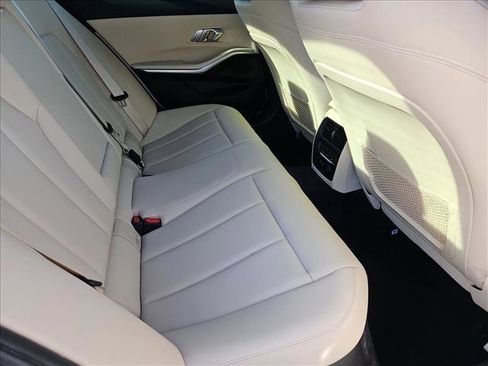 Used 2019 BMW 330i Sedan w/ Convenience Package image 20