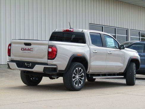 New 2026 GMC Canyon Denali AWD/4WD image 3
