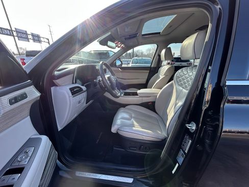 Used 2021 Hyundai Palisade Limited image 7